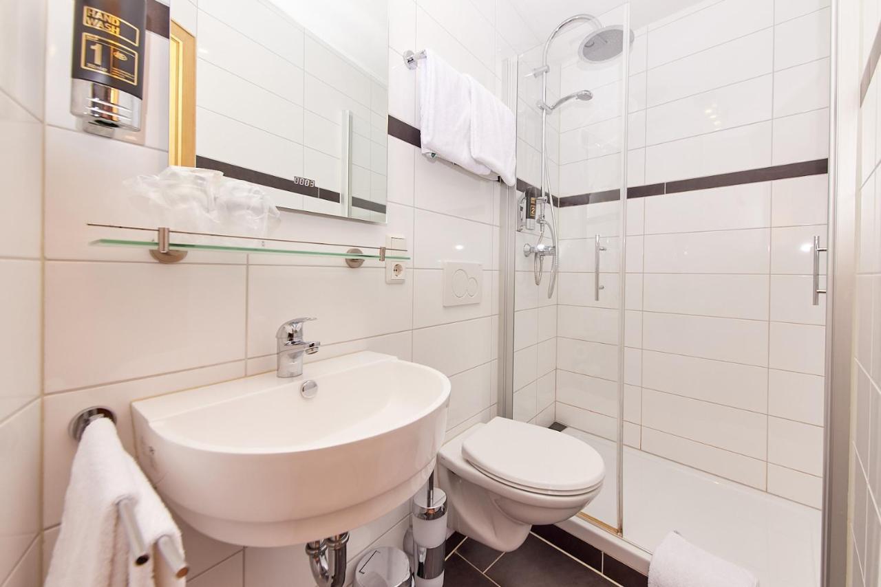 Hotel-Restaurant Ehses Zeltingen-Rachtig Ngoại thất bức ảnh