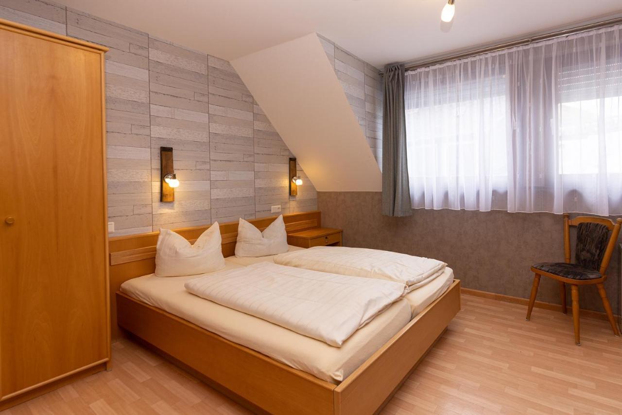 Hotel-Restaurant Ehses Zeltingen-Rachtig Ngoại thất bức ảnh