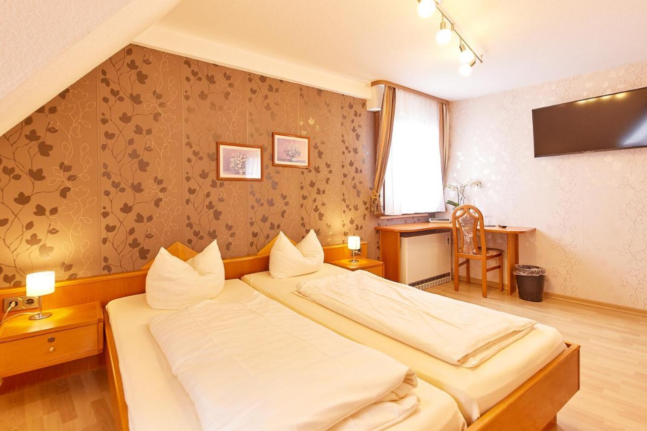 Hotel-Restaurant Ehses Zeltingen-Rachtig Ngoại thất bức ảnh